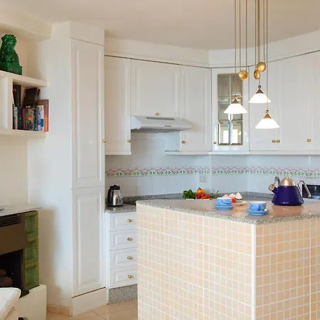 Apartamento Oceanic-2 By Interhome